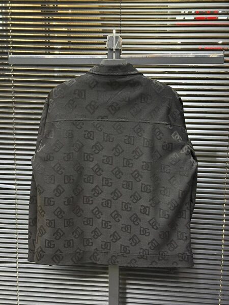 Apparel — TGG1iL9Kk_CW view 4