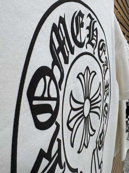 Apparel — TGG1mYxUw5xM view 8