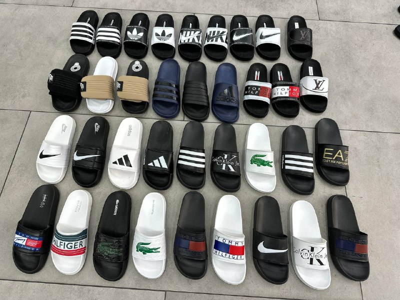 Men's Sneakers — TGG9cDBJq2lk view