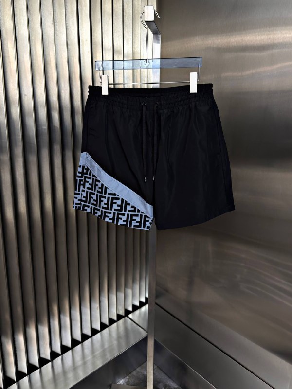 Apparel — TGGAlFsYbX2I