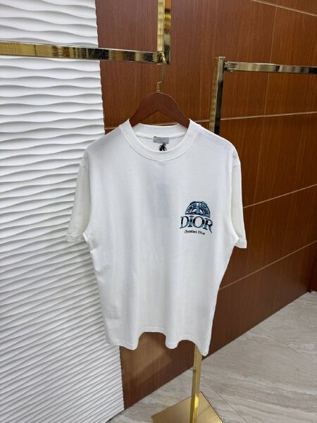 Apparel — TGGEBIbQzd7Y