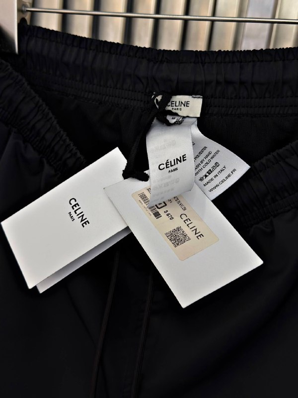 Apparel — TGGLcc8_vmTD view