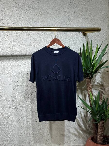 Apparel — TGGQxKj46fNI
