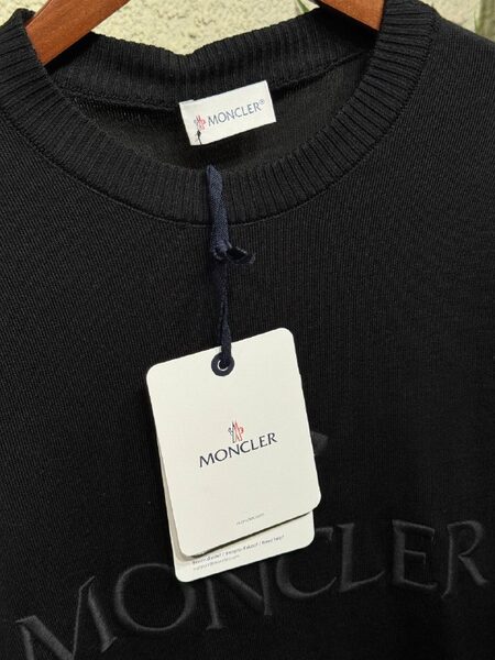 Apparel — TGGQxKj46fNI view 4