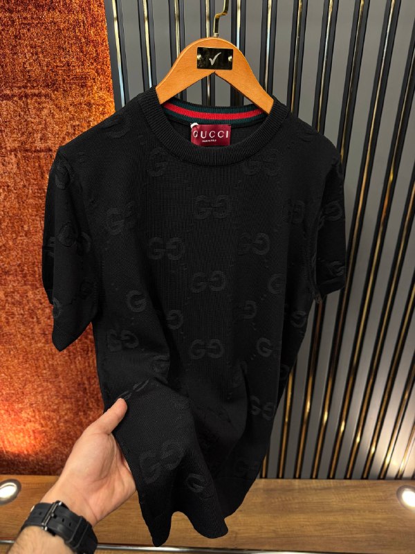 Apparel — TGGcQlvbd1Qy view