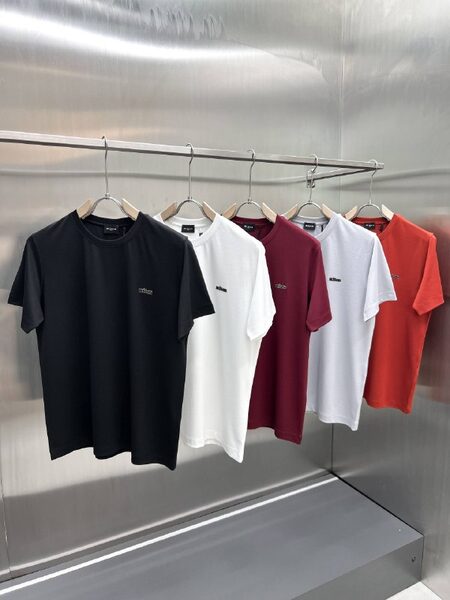 Apparel — TGGkOl3ByZog view 2