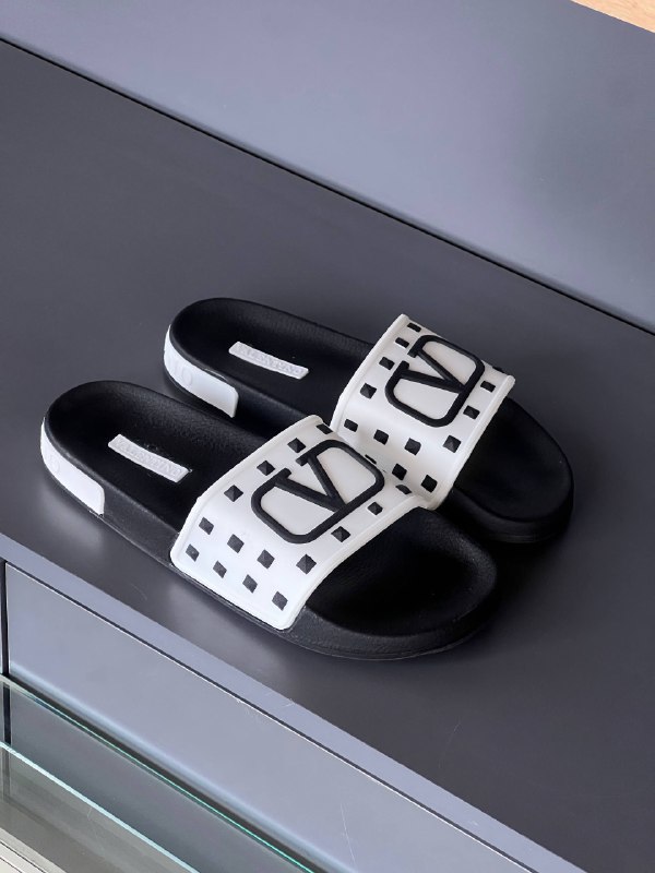 Men's Sneakers — TGGmzsLTalVS
