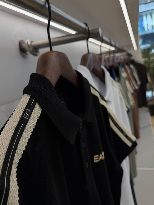 Apparel — TGGs5KxG8qDi