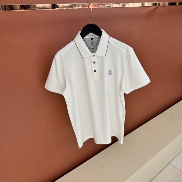 Apparel — TGGwpQm9r5XE view 3