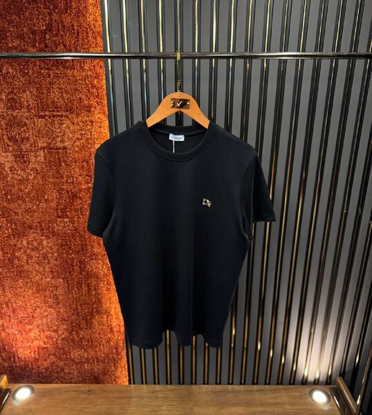 Apparel — TGHCgvxYvjqq