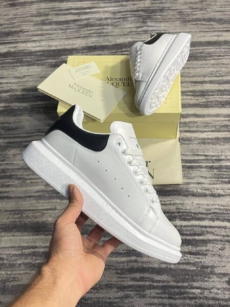Men's Sneakers — TGHJK2tJzVFQ view 3