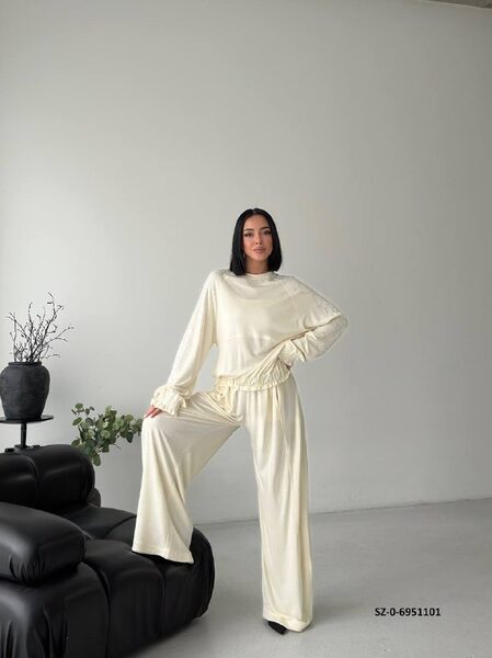 Apparel — TGHLoiO4g5LH view 7