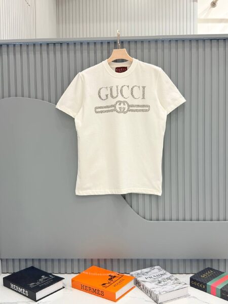Apparel — TGHWzr2XeirV view 2