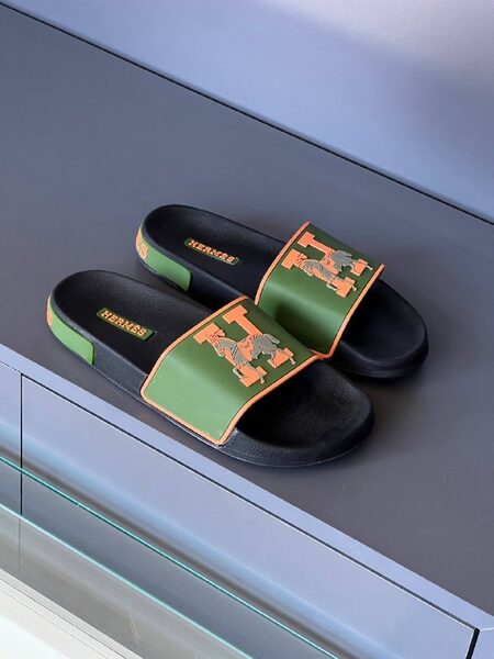 Men's Sneakers — TGHYTbXvcIig