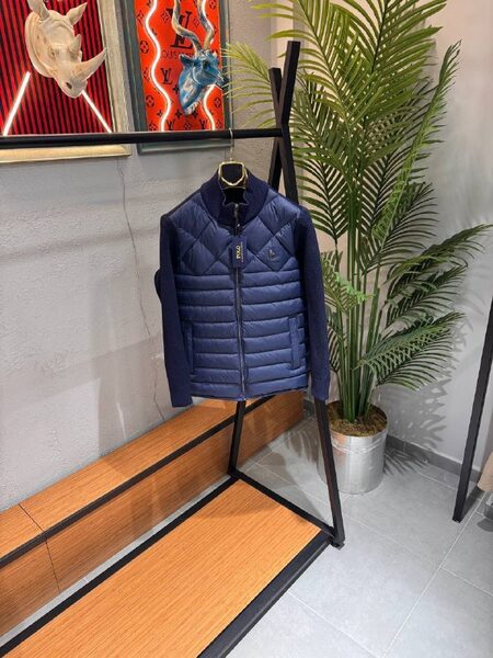 Apparel — TGHdNXBW1HMb