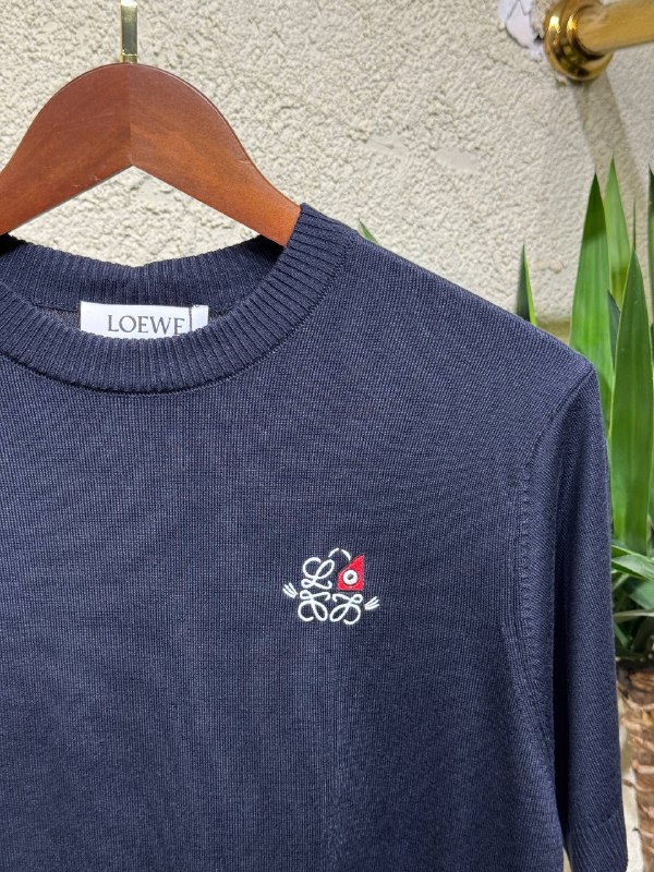 Apparel — TGHnkPXqcnjx view
