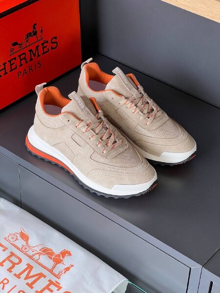 Men's Sneakers — TGHofV2UQlz4