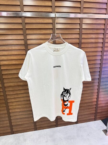 Apparel — TGHopgUcZPvQ view 2