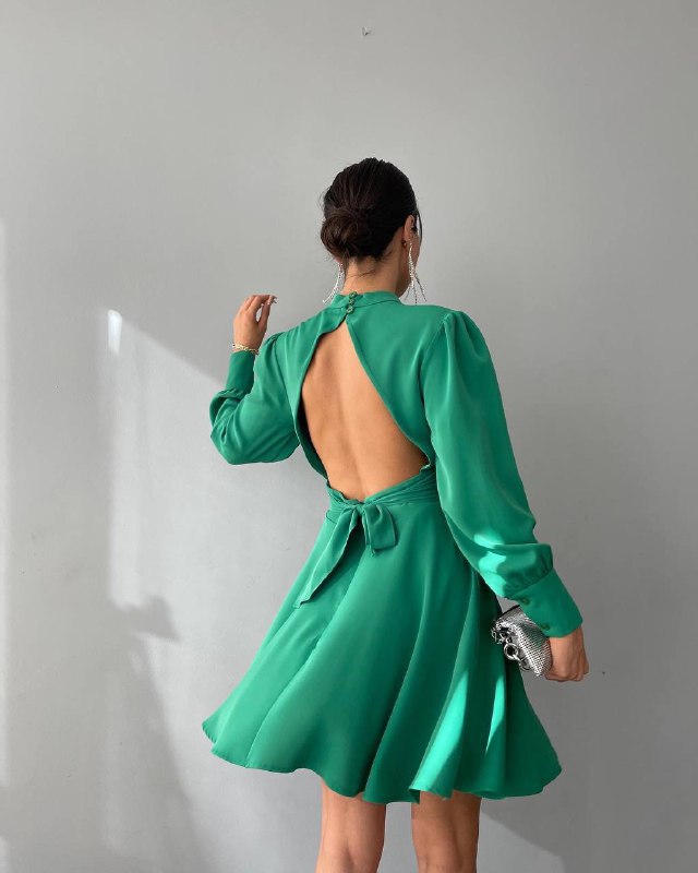 Apparel — TGI2PqO48kj- view