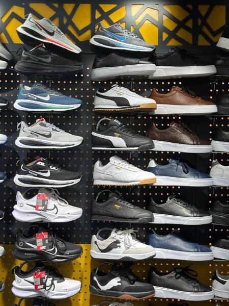 Men's Sneakers — TGI3j942x1q9 view 3