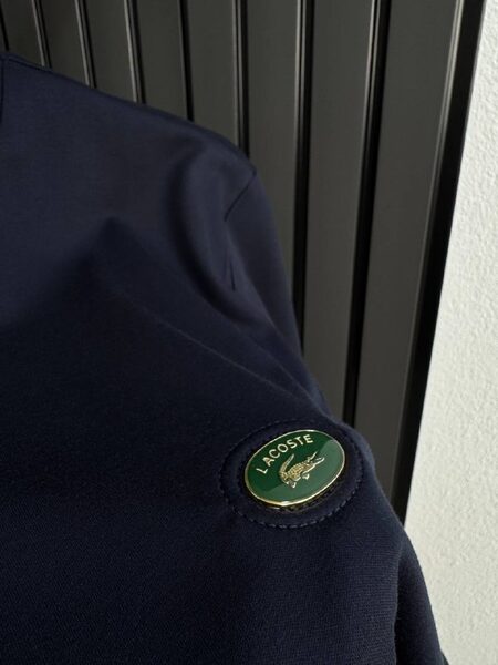 Apparel — TGI9qNODeB5W view 2
