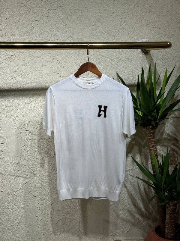 Apparel — TGIIZuKEXi6a view