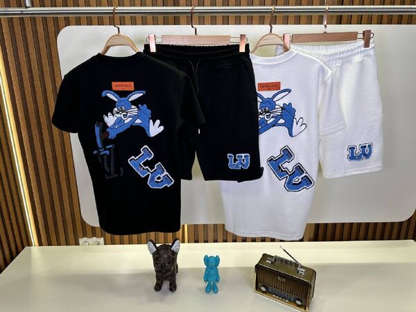 Apparel — TGIN6doCQSrt view 2