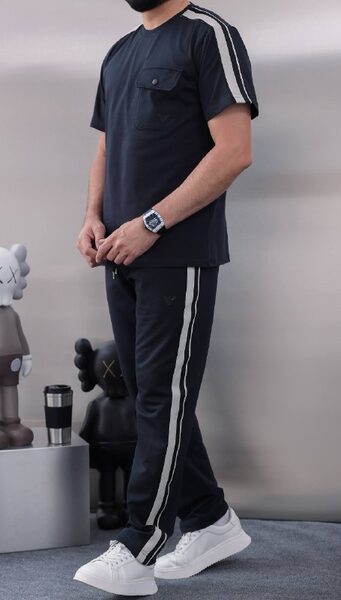Apparel — TGITZ4mbhLFe view 2
