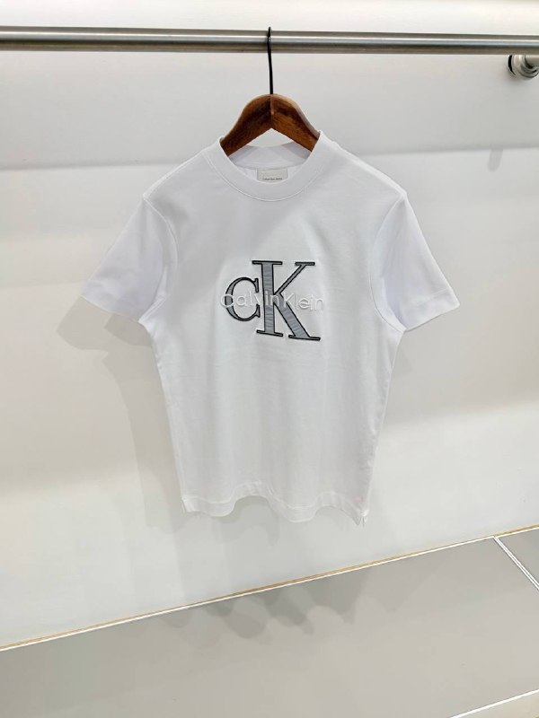 Apparel — TGIYzbp60ZhV view