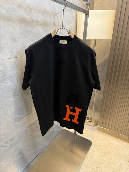 Apparel — TGIa95V67c-Z view 2