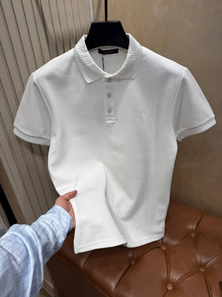 Apparel — TGIbhGVmzb8y