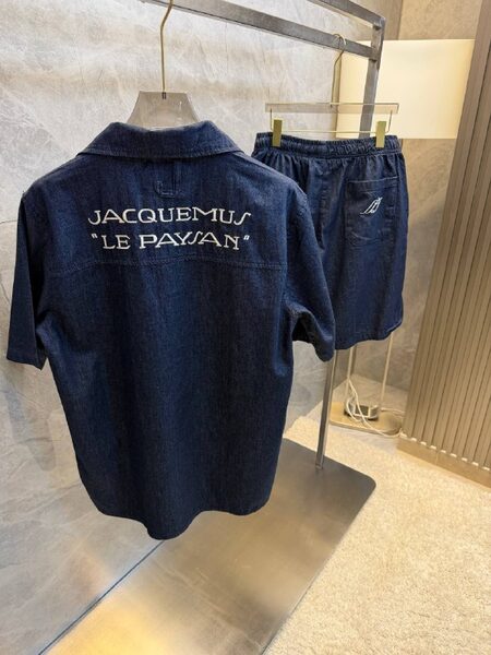 Apparel — TGIcHcwc8F_J