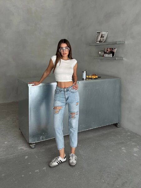 Apparel — TGIhHgm0AGhJ view 2
