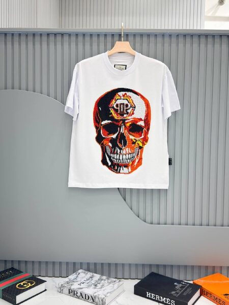 Apparel — TGIhn_iwFQGx view 2