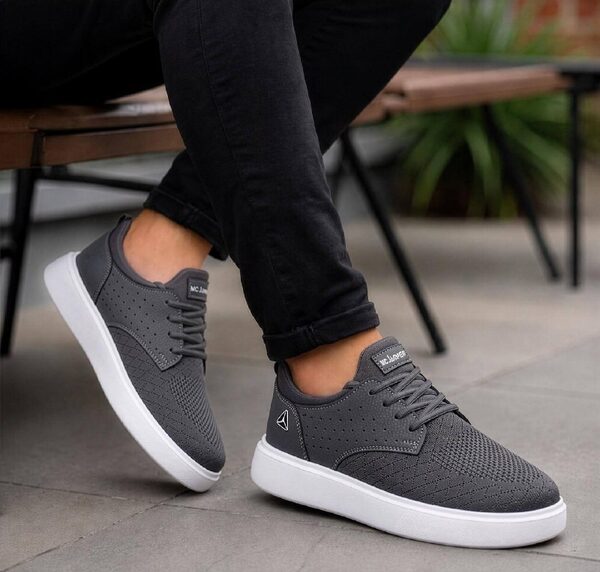 Men's Sneakers — TGIjTooZRjx1 view 4