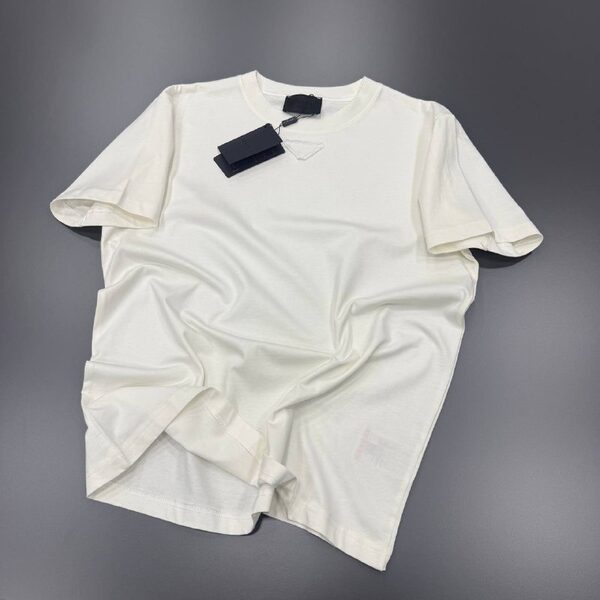 Apparel — TGIssOdzWMei view 2