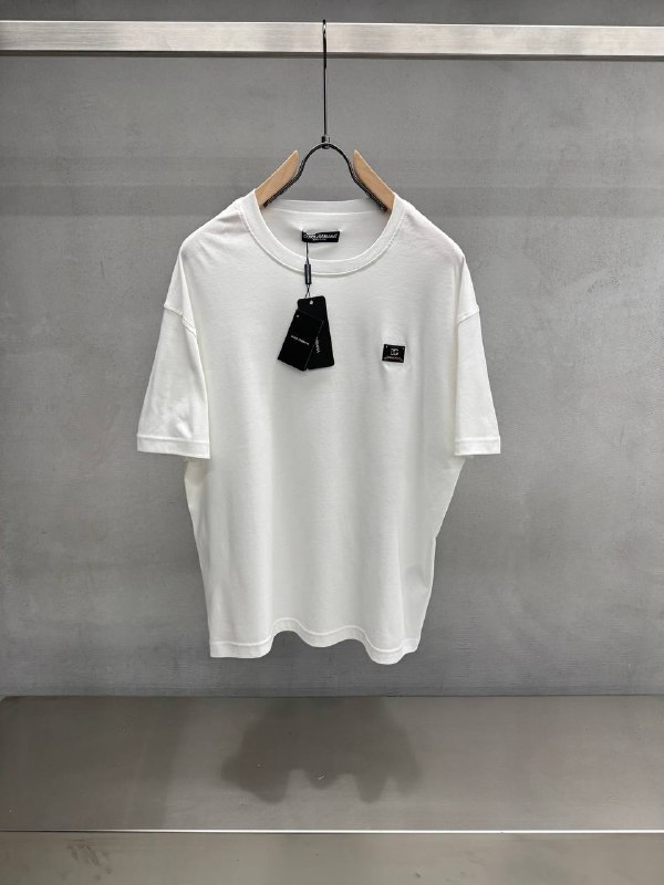 Apparel — TGIwqWR8Z3RU view