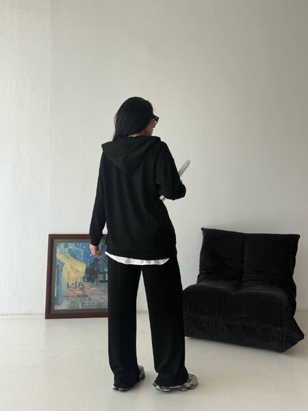 Apparel — TGJ9PkeGBOkK