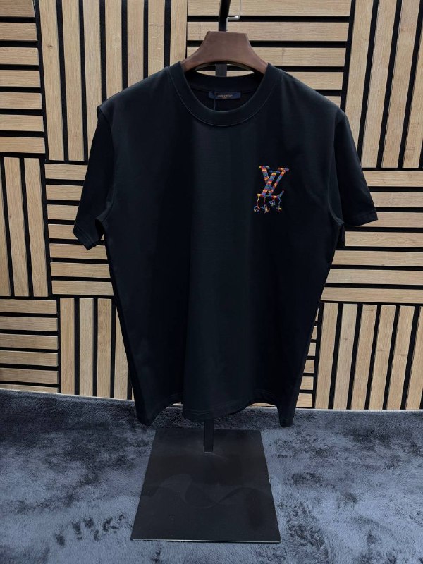 Apparel — TGJJR_LN5HR0