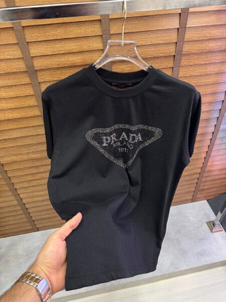Apparel — TGJKY66azluk