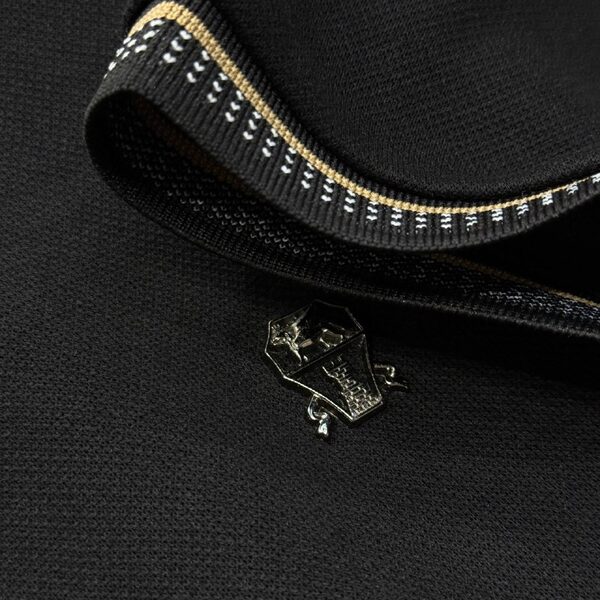 Apparel — TGJNnM0lEdPF view 4