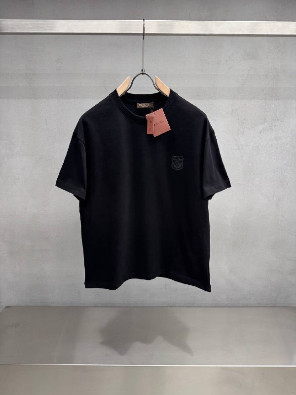 Apparel — TGJQECHxwWb_ view
