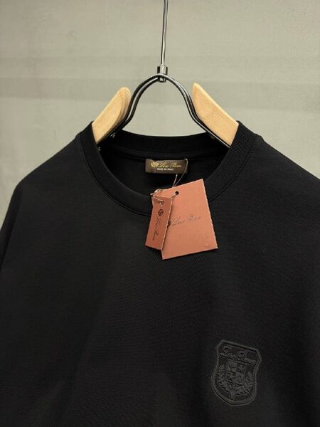 Apparel — TGJQECHxwWb_ view 4
