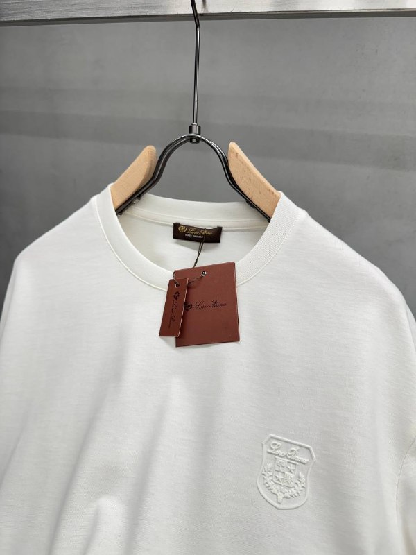 Apparel — TGJQECHxwWb_ view