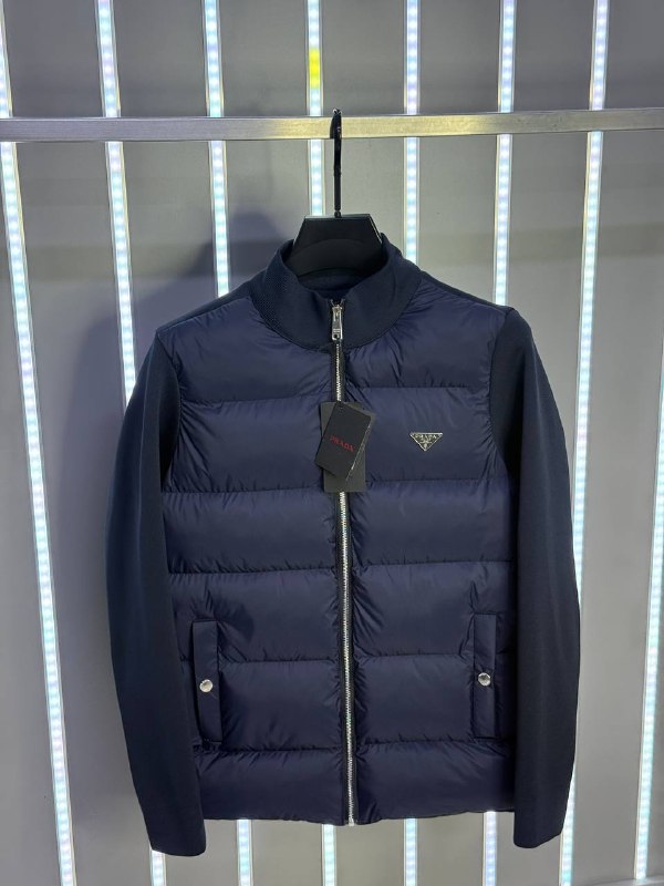 Apparel — TGJRF0bNHdC_
