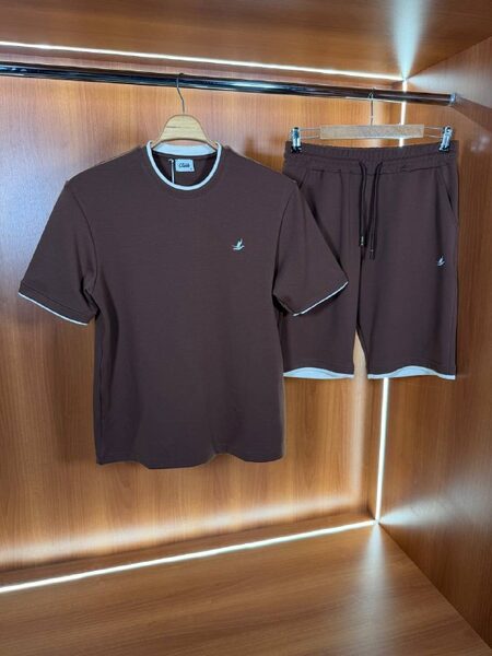 Apparel — TGJU7q7VecMU view 6