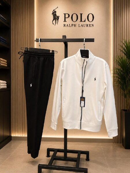Apparel — TGJVkq0AUJFA view 3