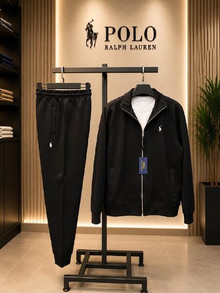Apparel — TGJVkq0AUJFA view 4