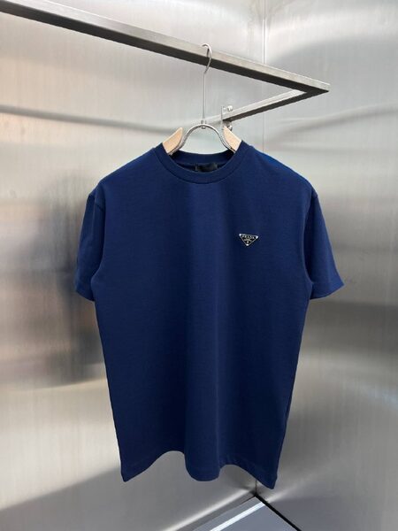 Apparel — TGJZRhr92ZsY