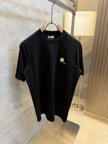 Apparel — TGJZkQcpAhw7 view 2